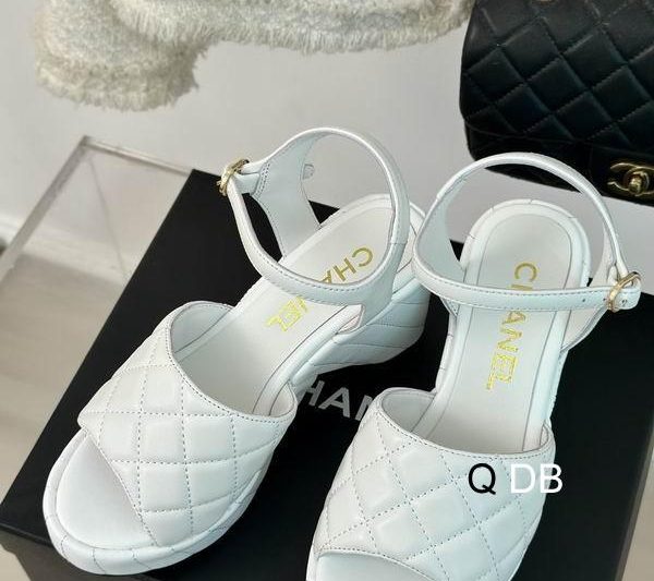 Replica Chanel Shoes size 35-39 DB0702