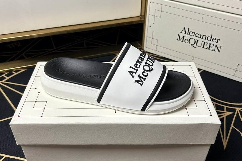 Replica Alexander McQueen Shoes size 35-46 hnw0423