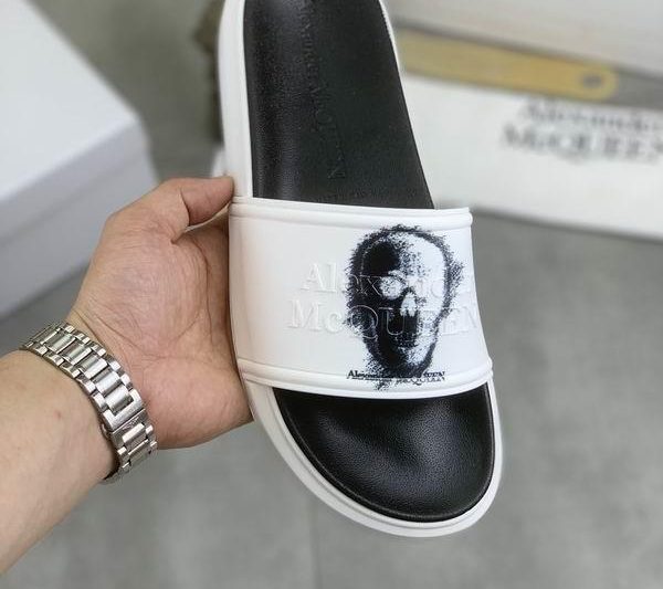 Replica Alexander McQueen Shoes size 35-46 mnw0419