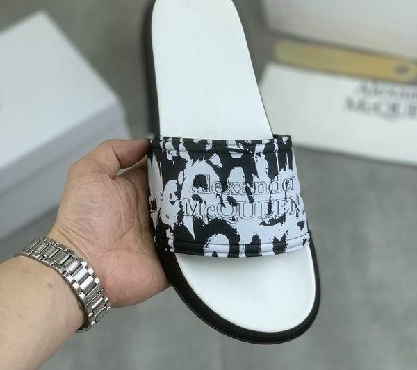 Replica Alexander McQueen Shoes size 35-46 mnw0410