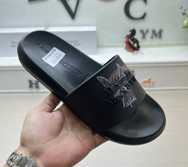 Replica Alexander McQueen Shoes size 36-45 mnw0301