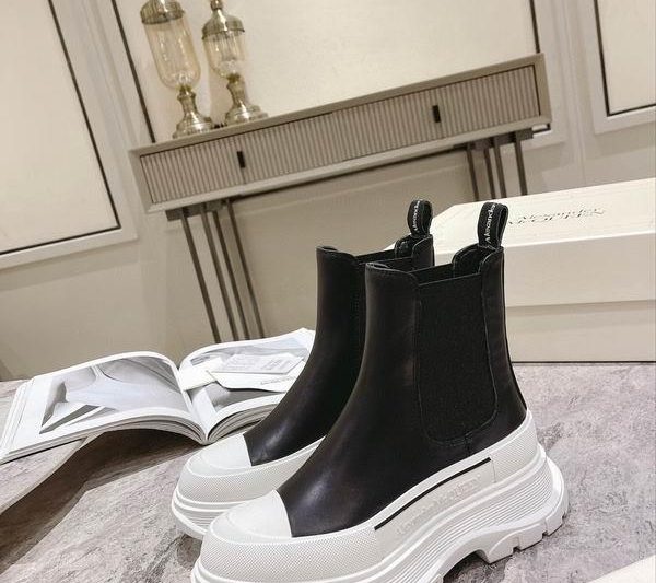 Replica Alexander McQueen Shoes size 35-45 hnm0101
