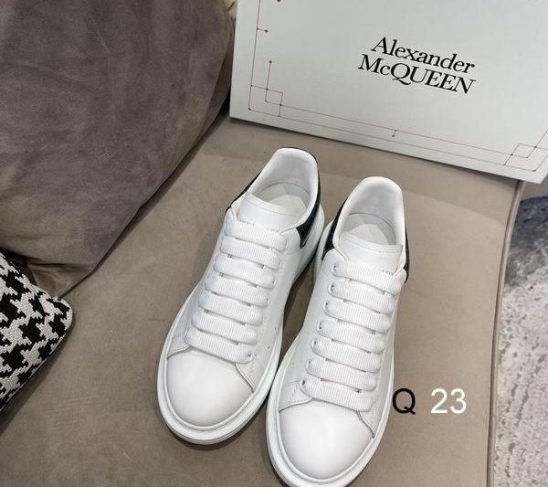 Replica Alexander McQueen Shoes size 35-45 HY0302