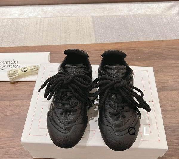 Alexander McQueen Shoes Alexander Mcqueen size 35-45 LL1206