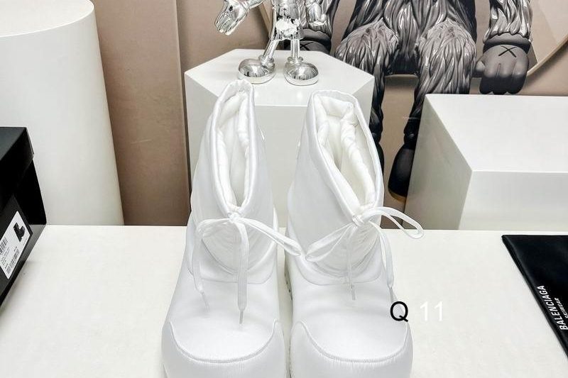 Replica Balenciaga Shoes size 35-40 2C J0101