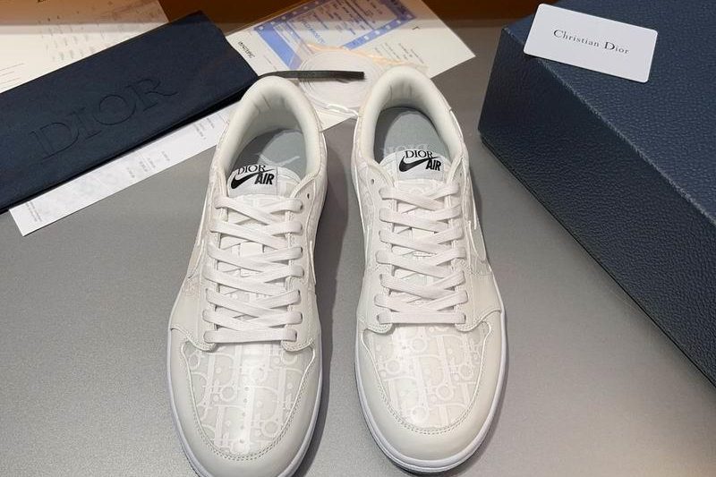 Replica Dior Shoes size 38-44 hnw0406