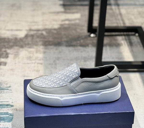 Replica Dior Shoes size 38-44 hnm0179