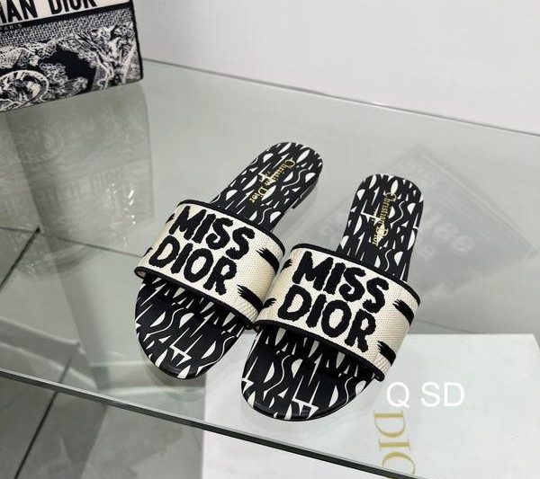 Replica Dior Shoes size 35-40 SD0802