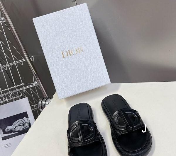 Replica Dior Shoes size 35-40 XJ0707