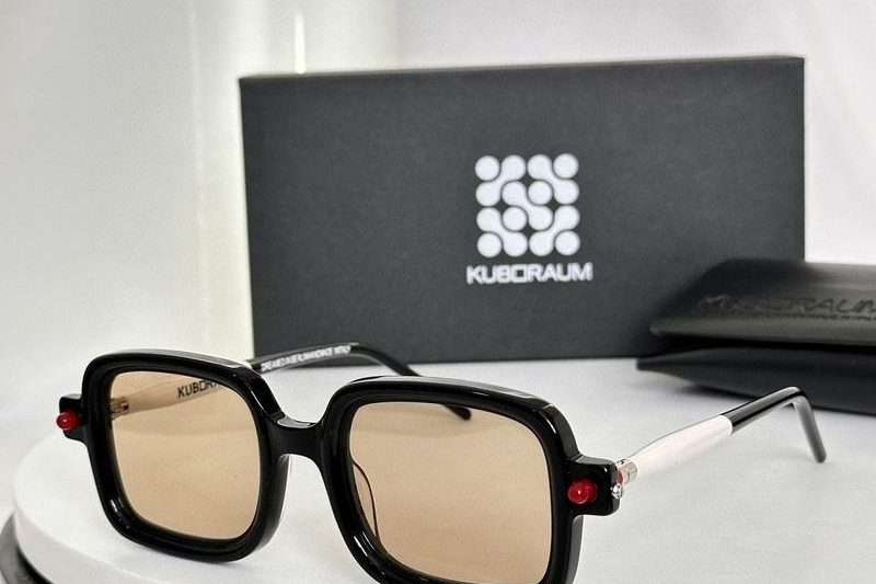 Replica Kuboraum Glasses 03smh05