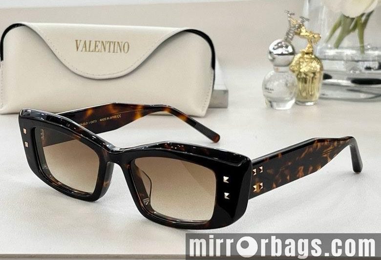 Replica Valentino Glasses 010301