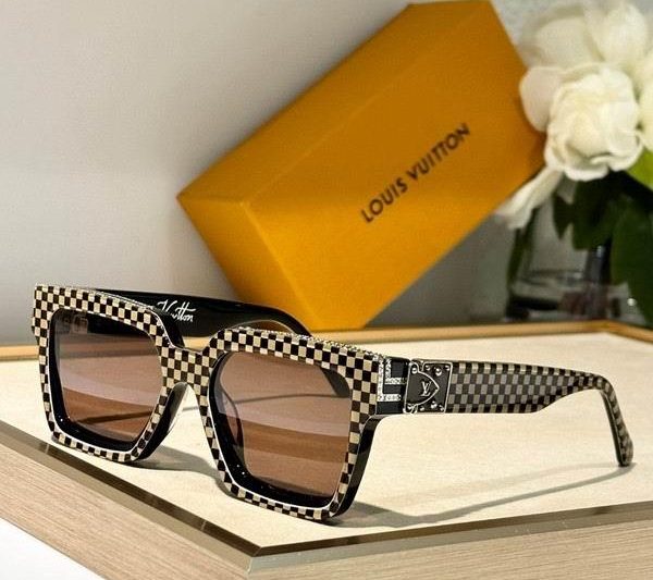 Replica LV Glasses smh172