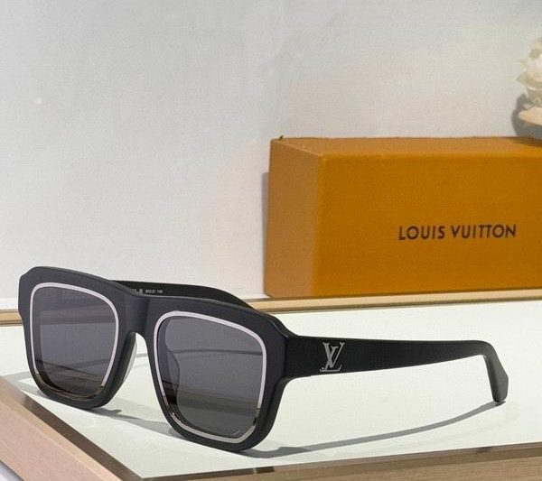 Replica LV Glasses smh168