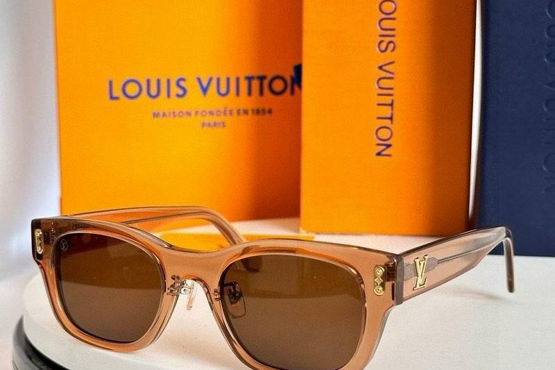 Replica LV Glasses smh111