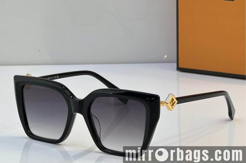 Replica LV Glasses smh100