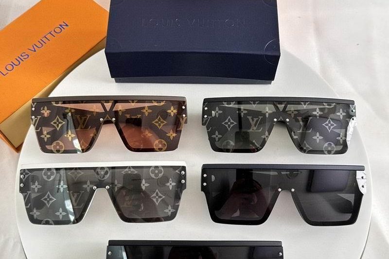 Replica LV Glasses smr149