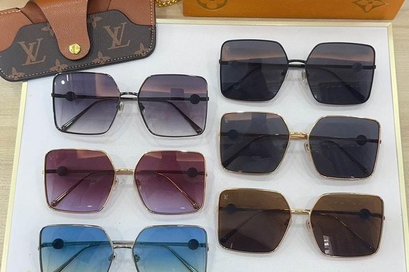 Replica LV Glasses smr122