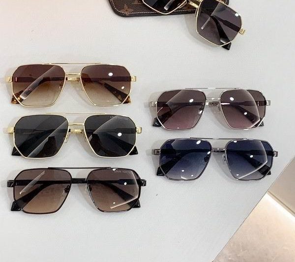 Replica LV Glasses smr63