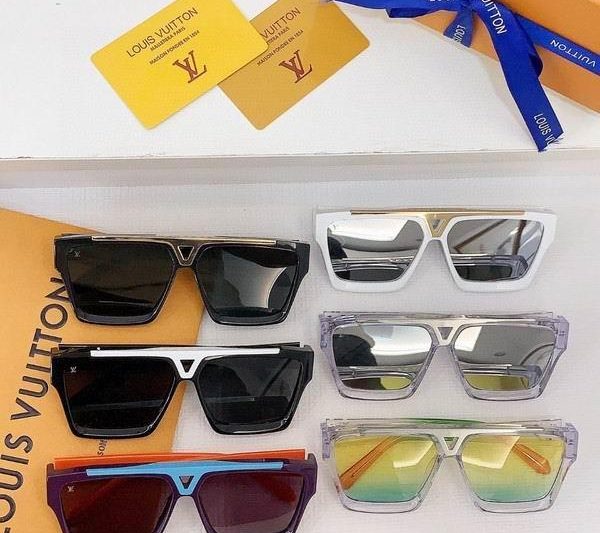 Replica LV Glasses smr52
