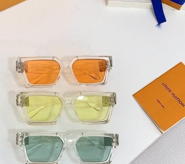 Replica LV Glasses smr47