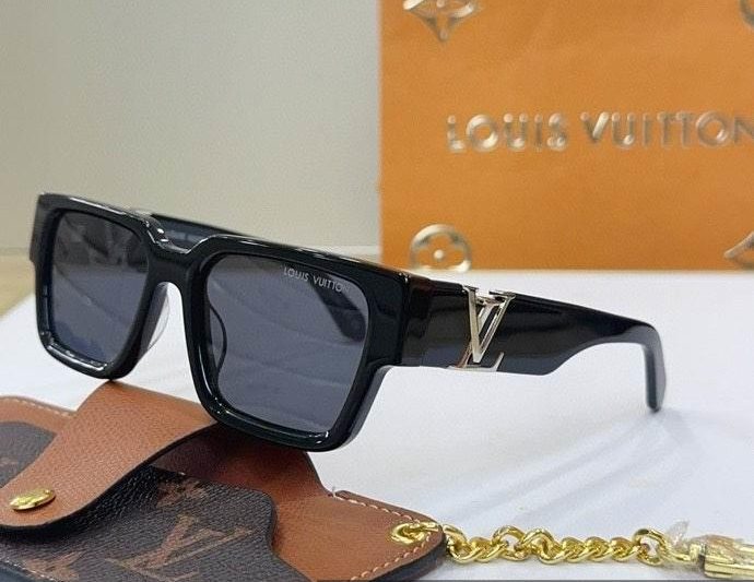 Replica LV Glasses smr19