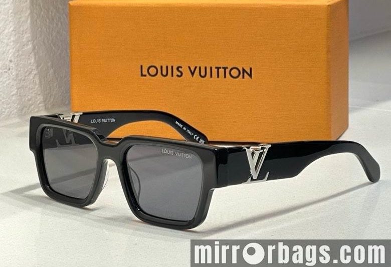 Replica LV Glasses smx196