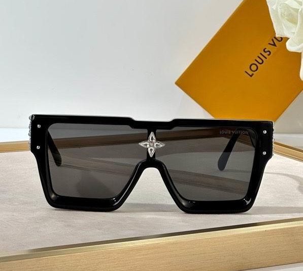 Replica LV Glasses smx192