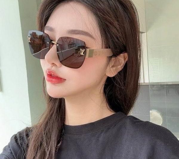 Replica LV Glasses smr83