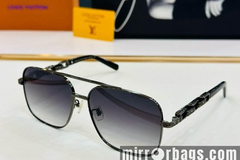 Replica LV Glasses smr76