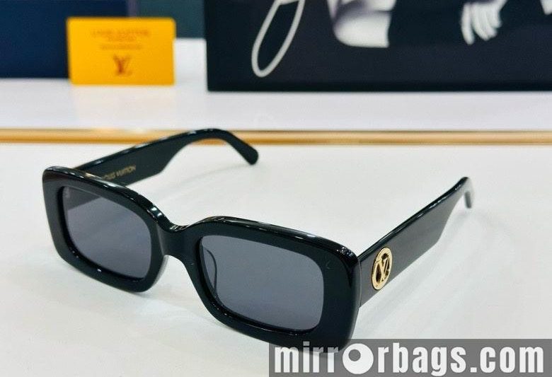 Replica LV Glasses smr68