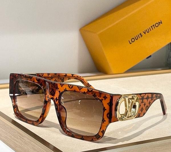 Replica LV Glasses smr53
