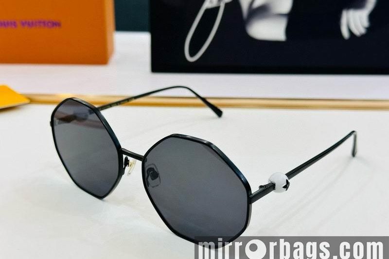 Replica LV Glasses smr36