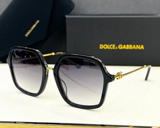 Replica DG Glasses 03smh51