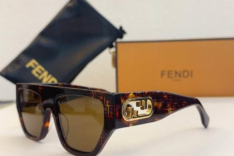 Replica Fendi Glasses smx151