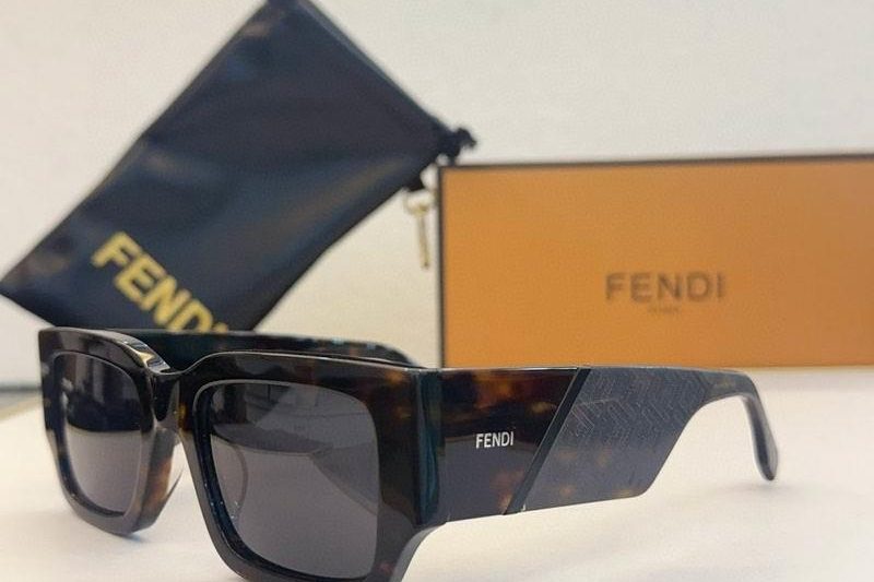 Replica Fendi Glasses smx138