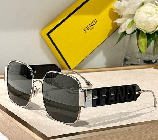 Replica Fendi Glasses smx100