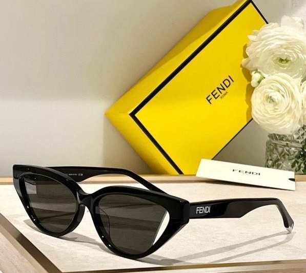 Replica Fendi Glasses smx68