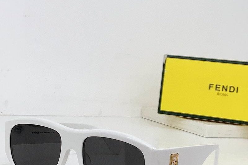 Replica Fendi Glasses smx44