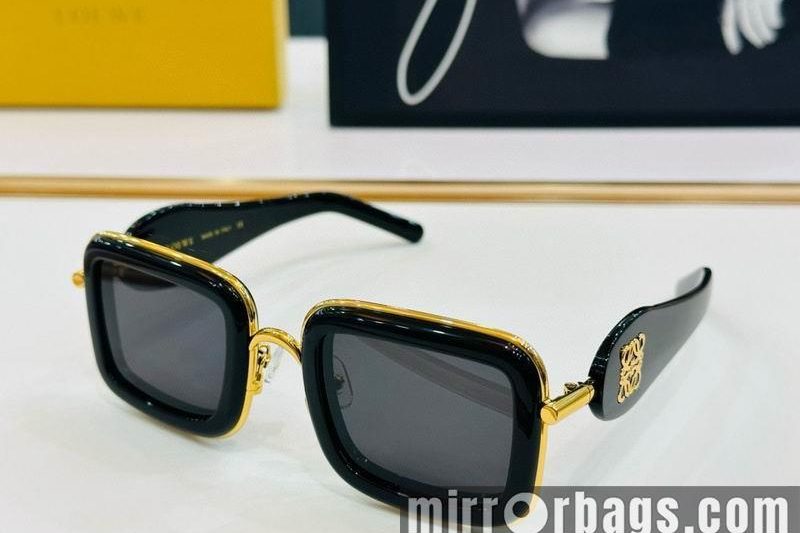 Replica Loewe Glasses smx25