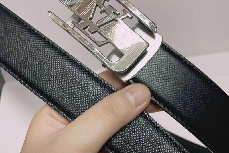 Replica LV belt 35mmX105-125cm 8L69