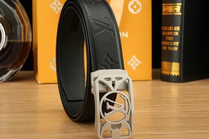 Replica LV belt 35mmX100-125cm 8L58