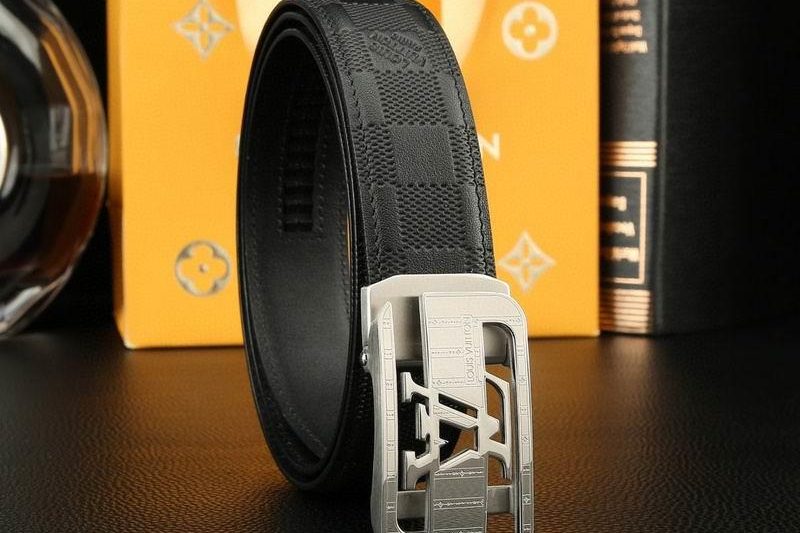 Replica LV belt 35mmX100-125cm 8L51