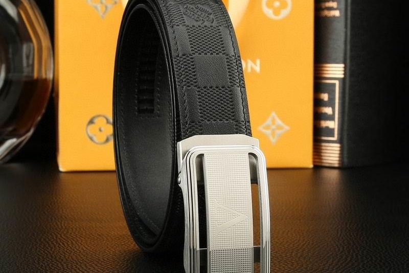 Replica LV belt 35mmX100-125cm 8L50