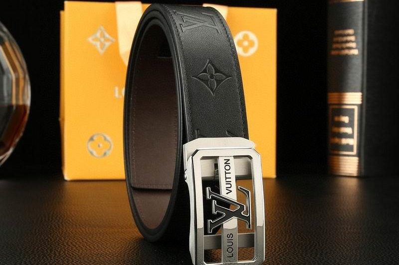 Replica LV belt 35mmX100-125cm 8L46