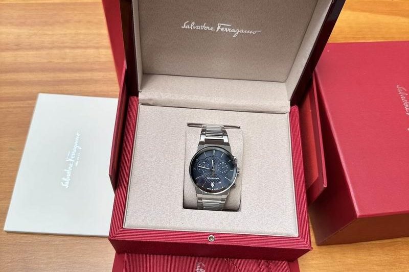 Replica Ferragamo 41mm 090930