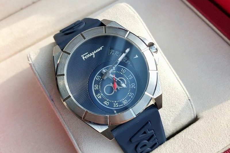Replica Ferragamo 43mm 032442