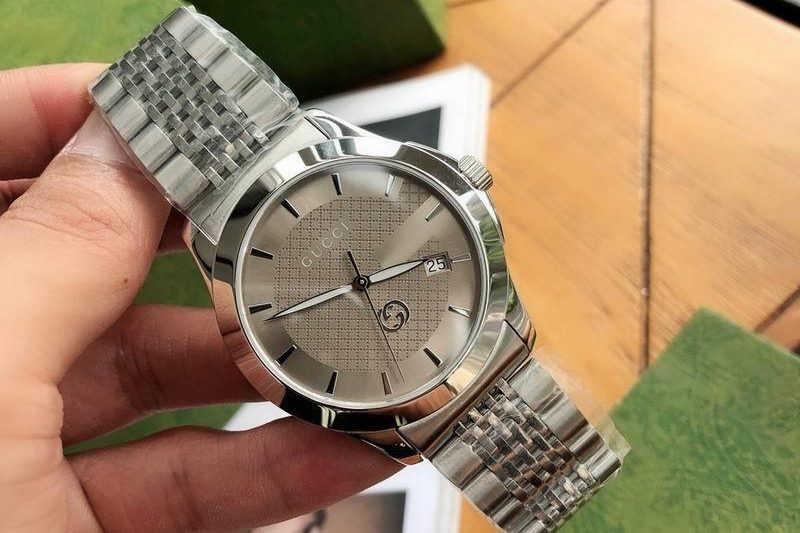 Replica Gucci man38mm woman28mm 102239