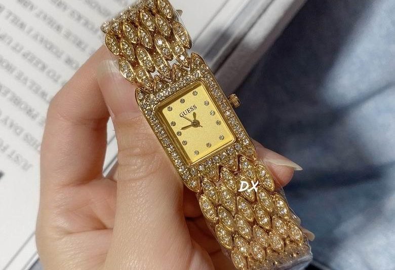 Replica Guess 30x20mm 2nms04