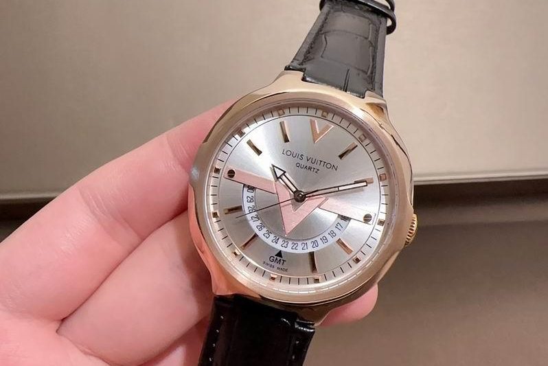 Replica LV 42mm 032723