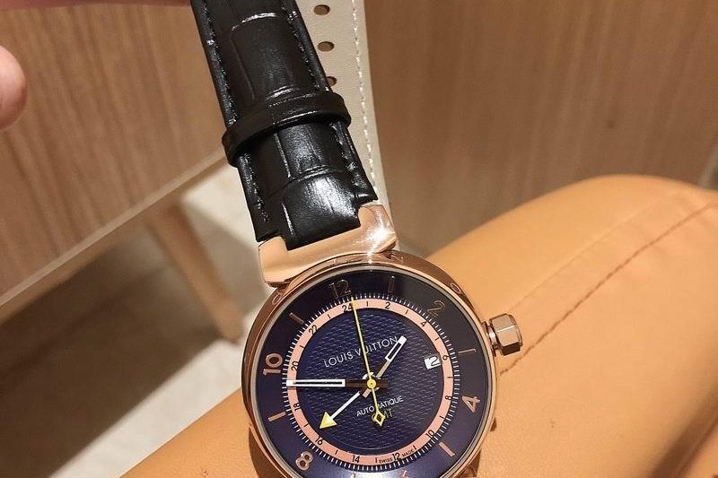 Replica LV 42mm 081670
